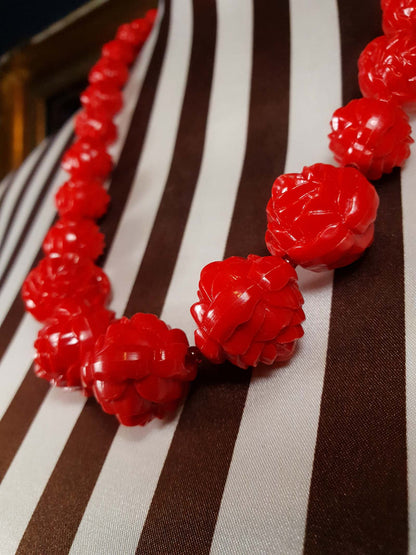 Vintage 1960s Cherry Red Necklace 24" Boho Carved Rose Resin