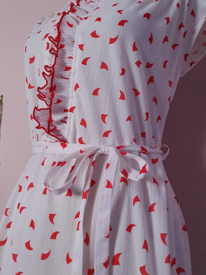 Pretty 70s White & Red Ruffle Retro Dress - Size 14