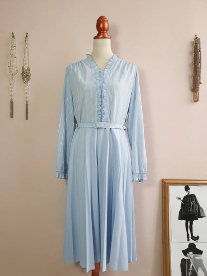 Vintage 1970s Pale Blue Pleated Day Dress - English Classics Size 14