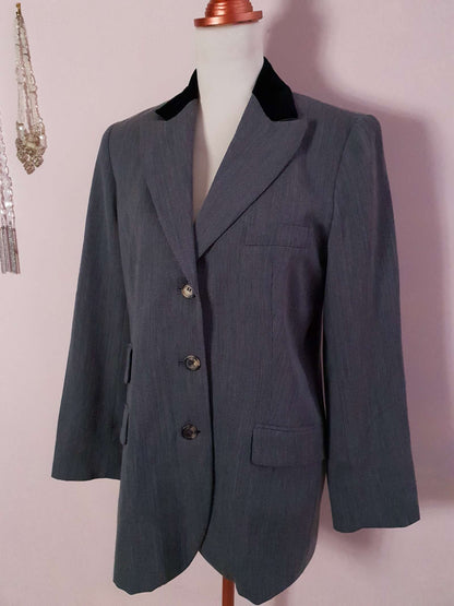 Stylish Pre-Loved 1990s Grey Wool & Velvet Nicole Farhi Jacket Blazer - Size 12/14