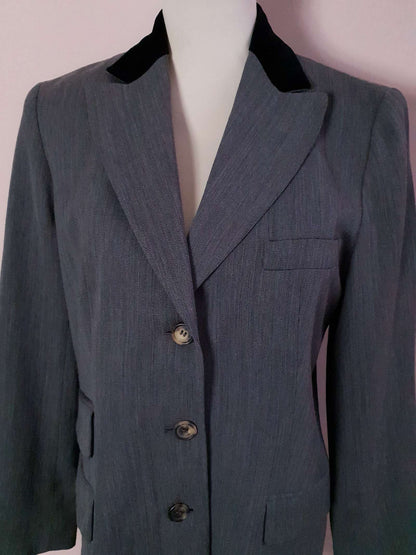 Stylish Pre-Loved 1990s Grey Wool & Velvet Nicole Farhi Jacket Blazer - Size 12/14