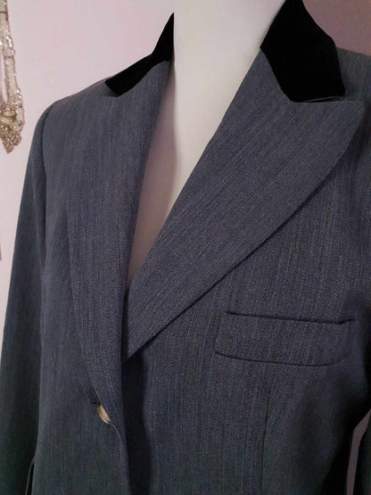 Stylish Pre-Loved 1990s Grey Wool & Velvet Nicole Farhi Jacket Blazer - Size 12/14