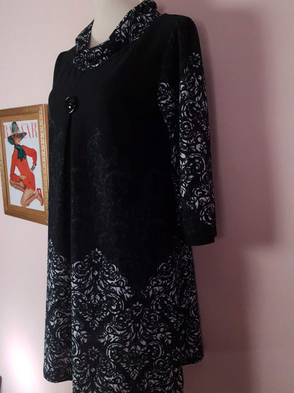 Pre-Owned Black & White Dress Scroll Print Size 12/14 Monochrome