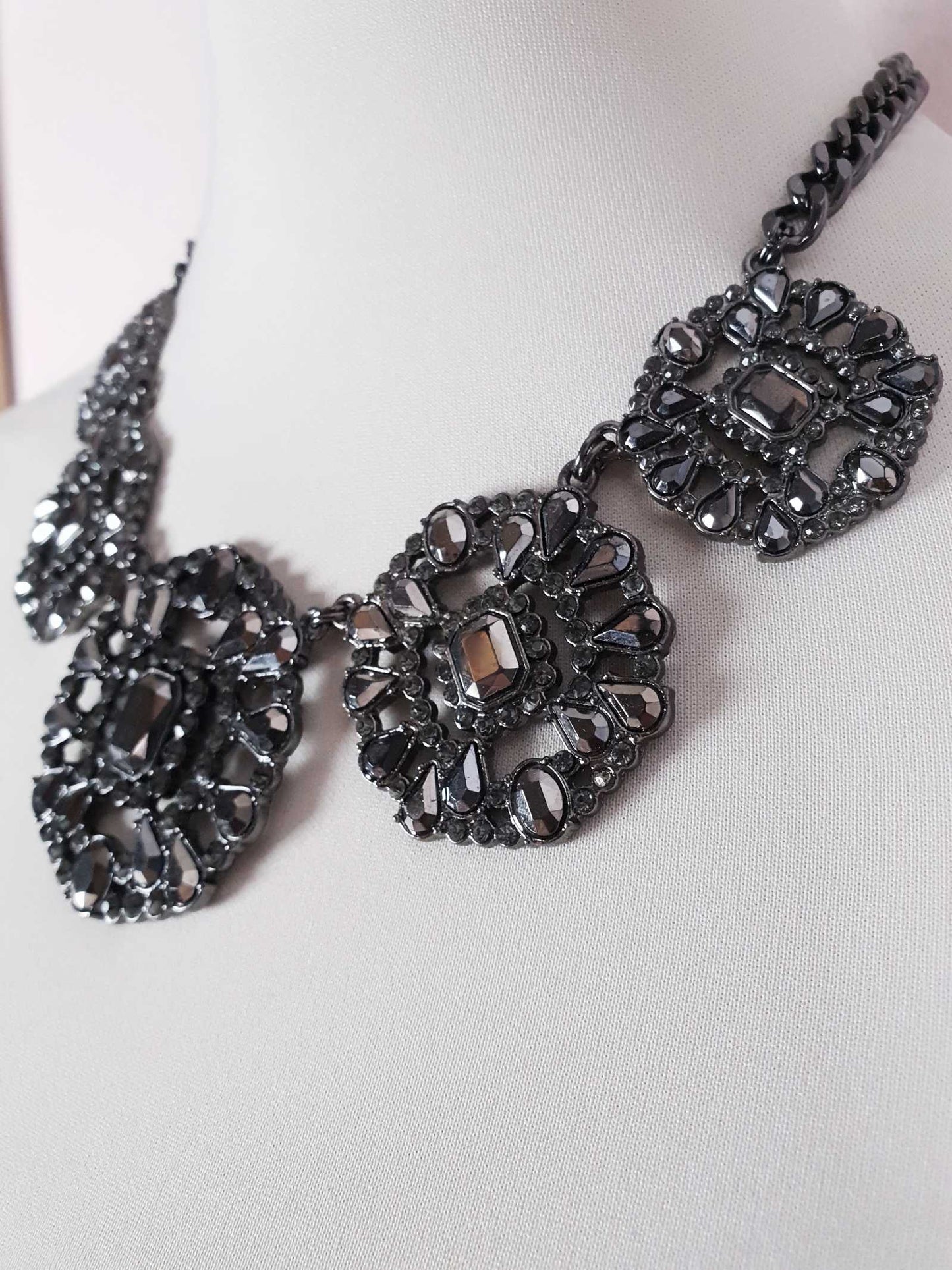 Pre-Loved Ornate Victorian Style Dark Grey Diamante Necklace