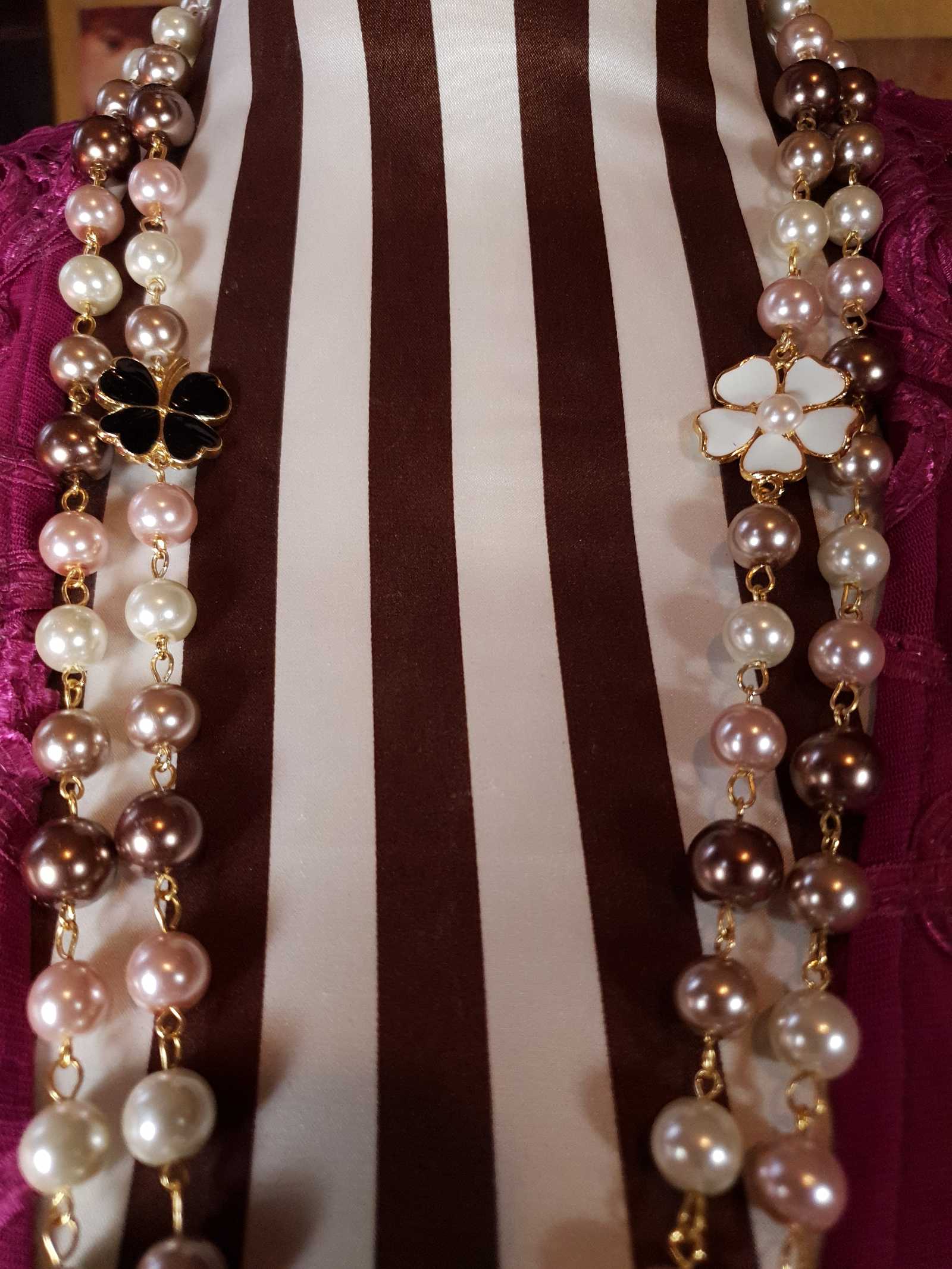 Vintage Pink Faux Pearl deals Necklace