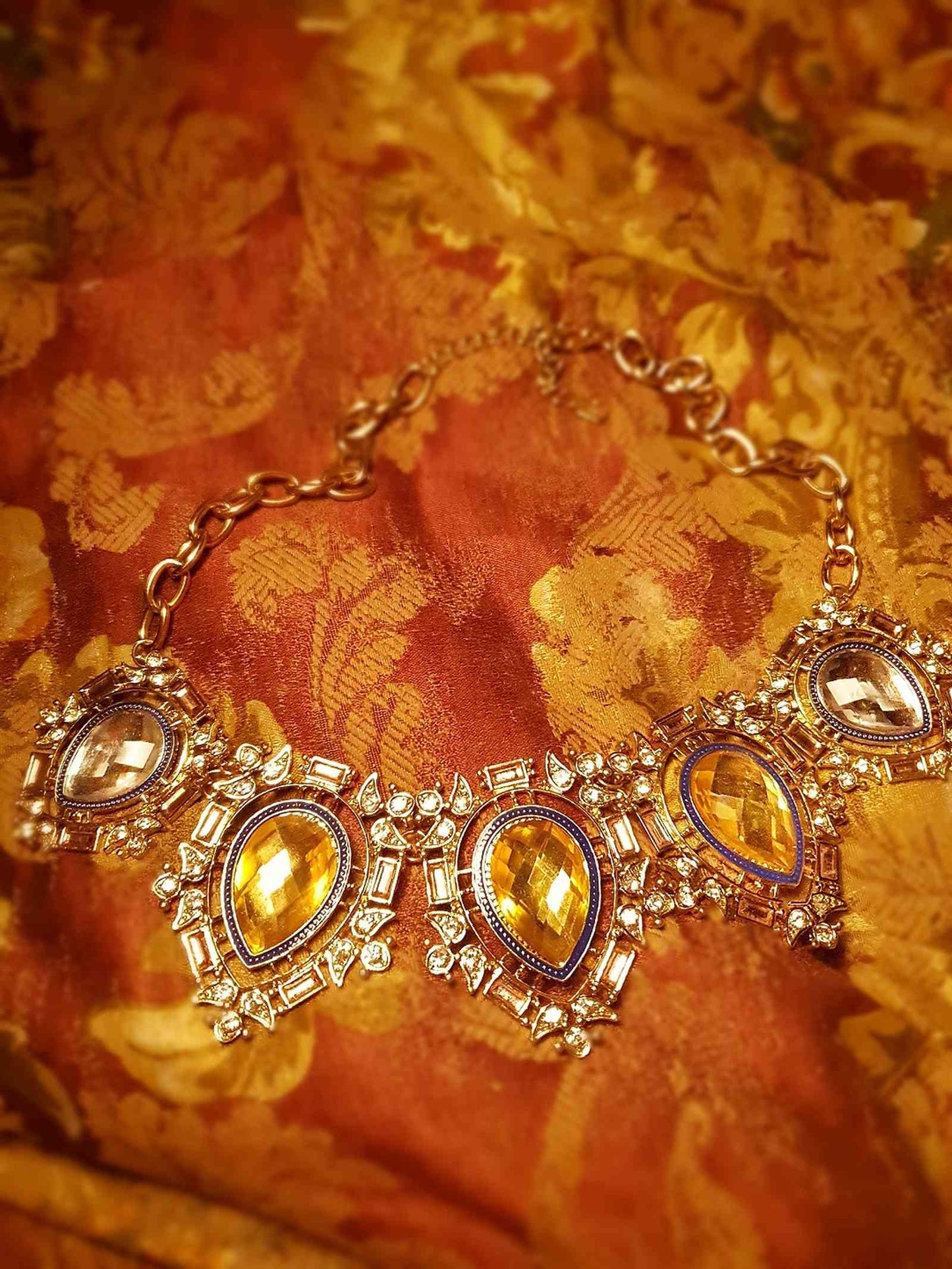 Second Hand Y2K Ornate Bright Diamante Victorian Statement Necklace